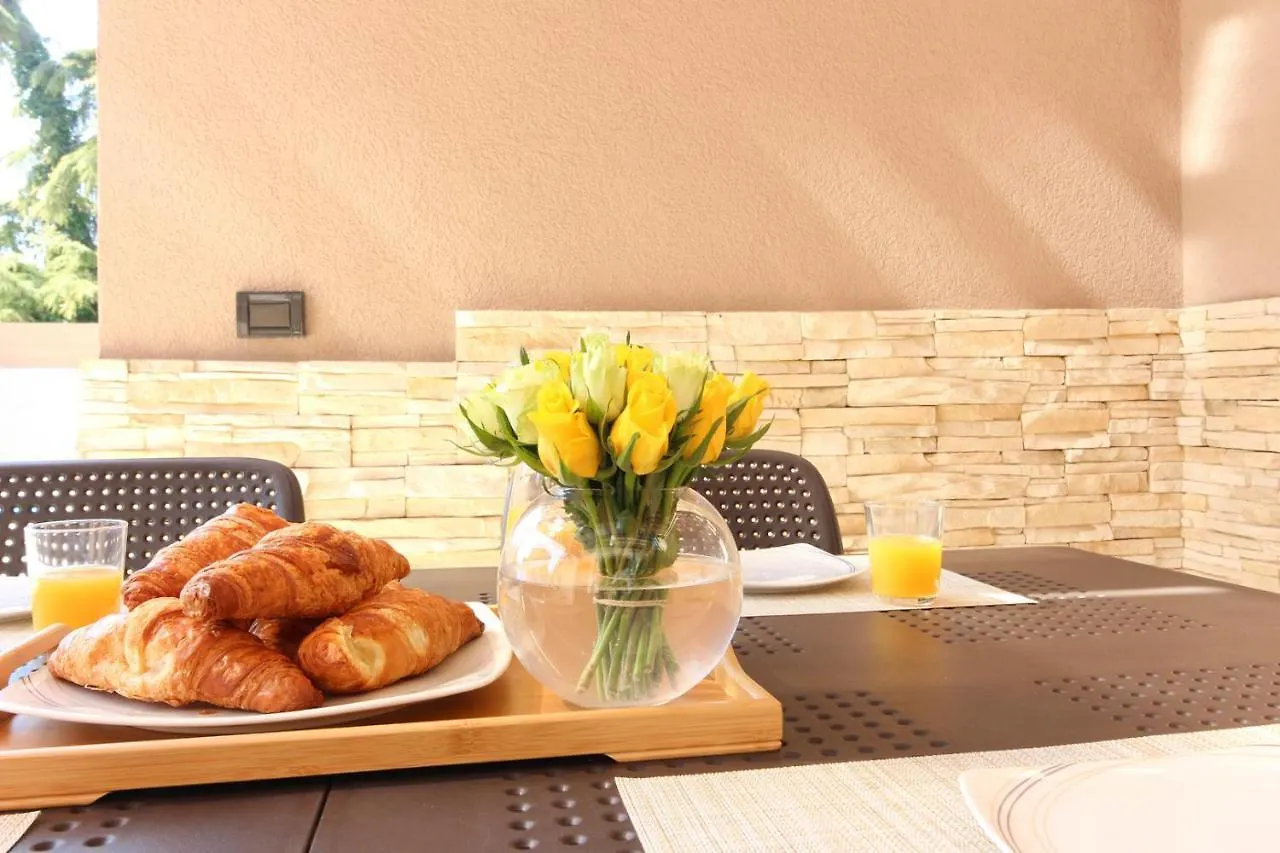 Beautiful Villa Magnifica With Private Pool In Pula