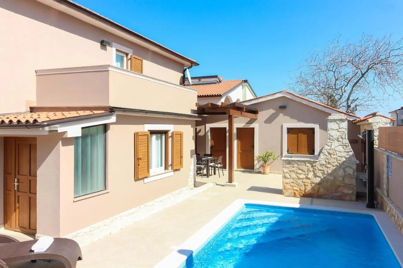 Beautiful Villa Magnifica With Private Pool In Pula 0*,  Croatia